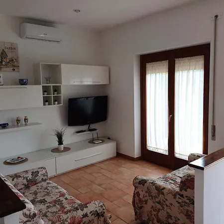 Residenza Lucia Apartment Campagnano Di Roma Exterior photo